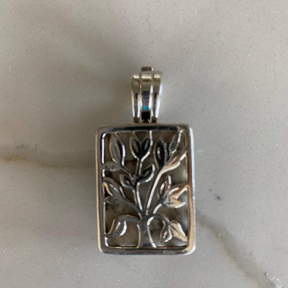 Silpada Pendant .925 Silver with Howlite Stone S1957